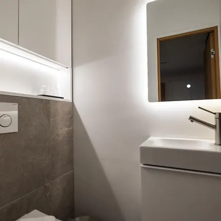דירה Penthouse Ounas With Private Sauna רובניימי